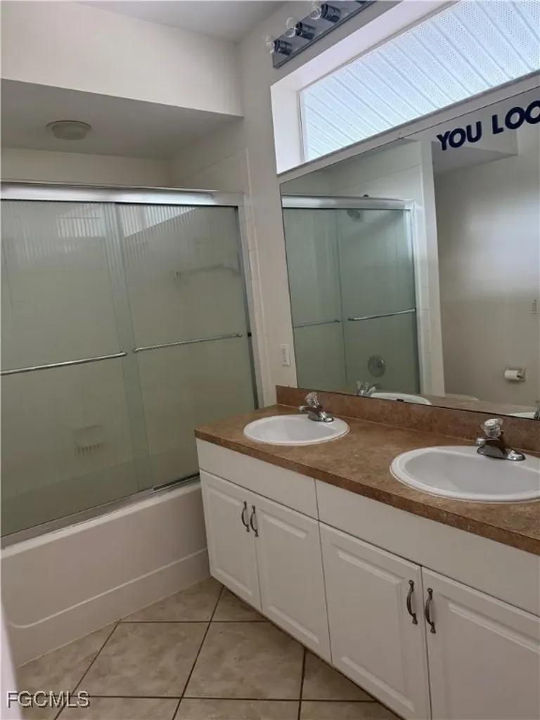 1030 Hancock Creek South Boulevard Cape Coral FL 33909