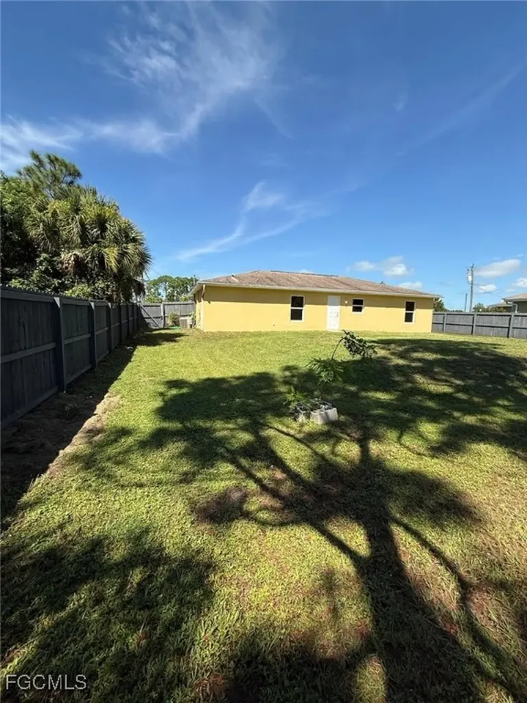 5007 Early Lane Labelle FL 33935