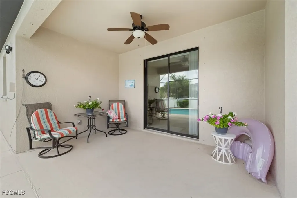 2117 SW 22nd Court Cape Coral FL 33991