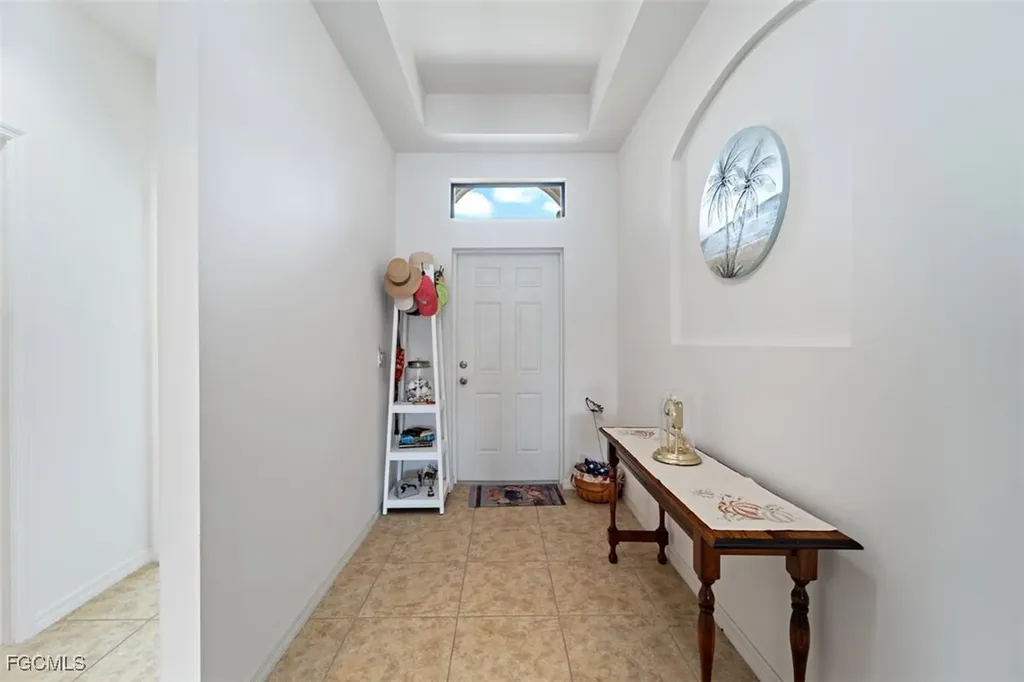 2117 SW 22nd Court Cape Coral FL 33991