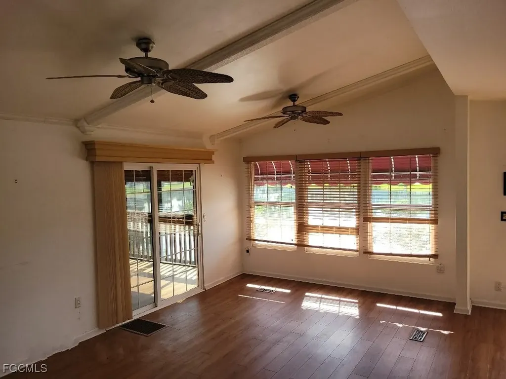 1511 Ruby Lake Point Naples FL 34114