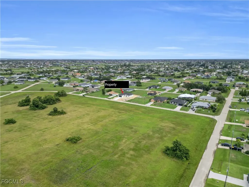 2817 NW 2nd Street Cape Coral FL 33993