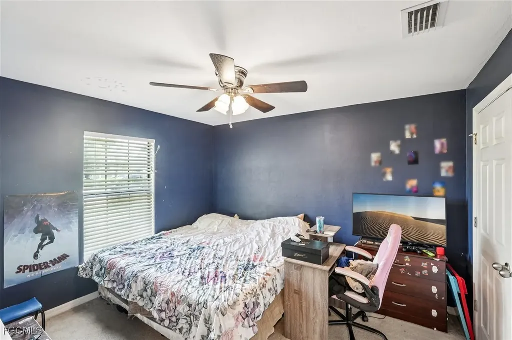 230 NE 9th Avenue Cape Coral FL 33909