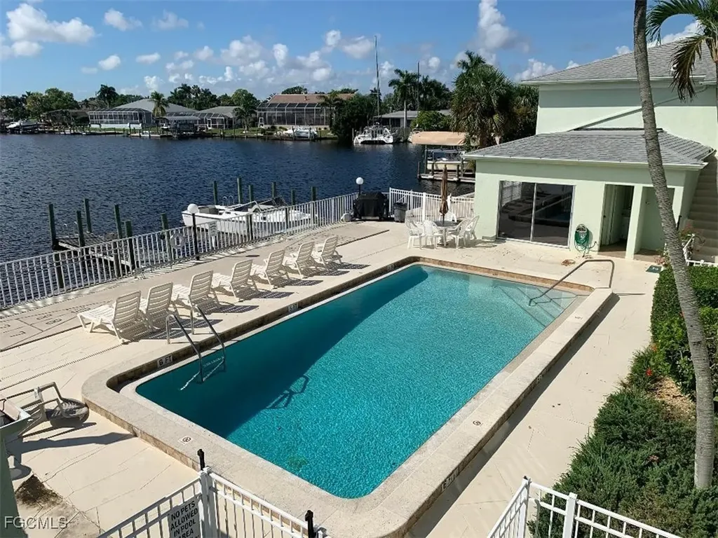 1714 Bikini Court Cape Coral FL 33904