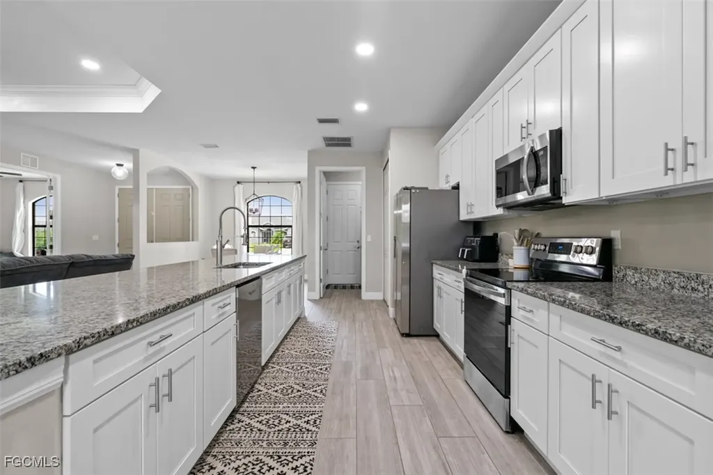 14221 Chancellor Street Fort Myers FL 33905