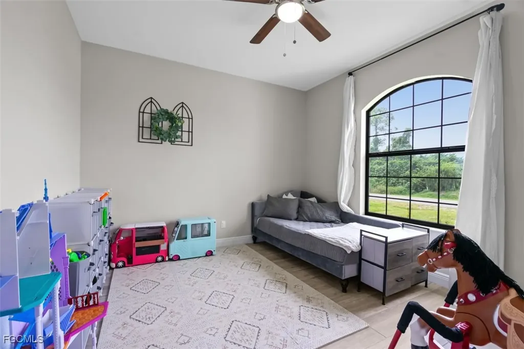 14221 Chancellor Street Fort Myers FL 33905
