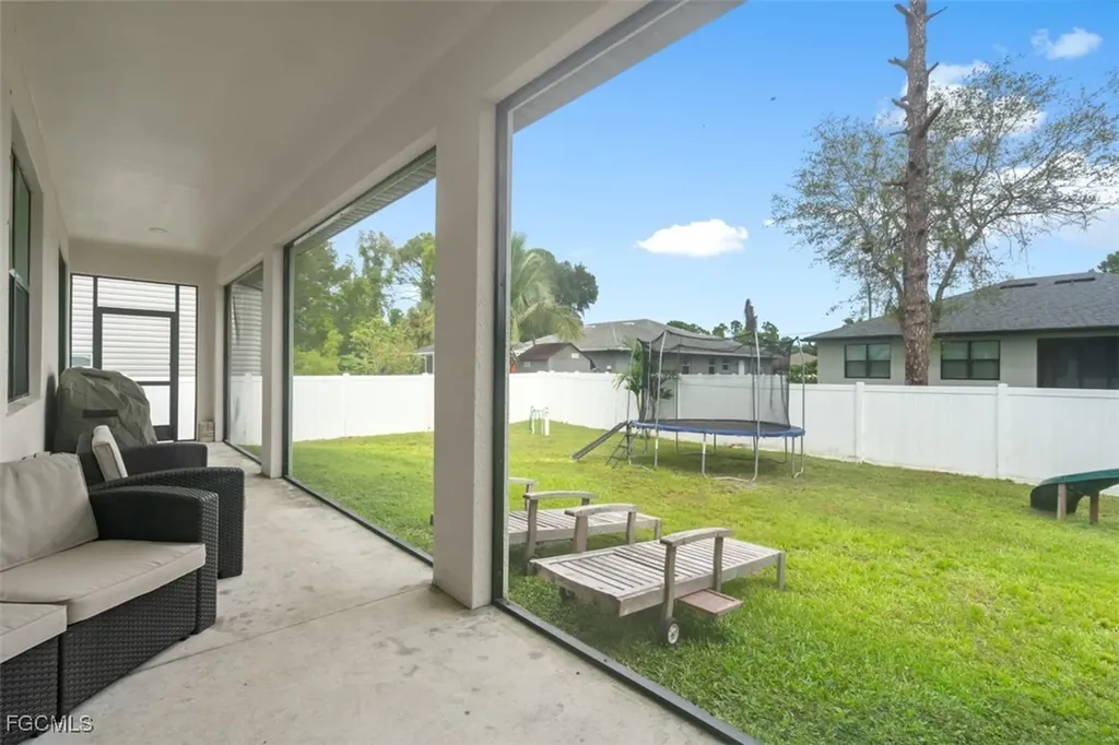 14221 Chancellor Street Fort Myers FL 33905