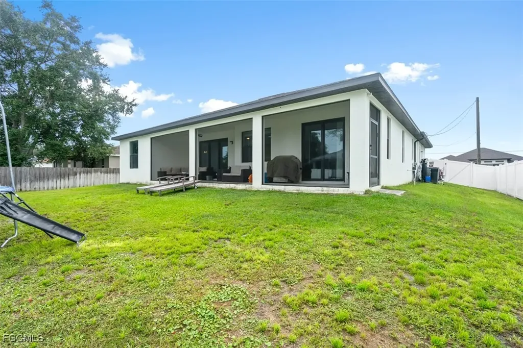 14221 Chancellor Street Fort Myers FL 33905