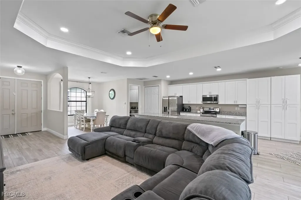 14221 Chancellor Street Fort Myers FL 33905
