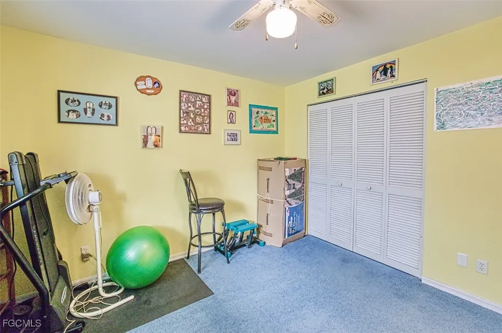 707 SE 9th Place Cape Coral FL 33990
