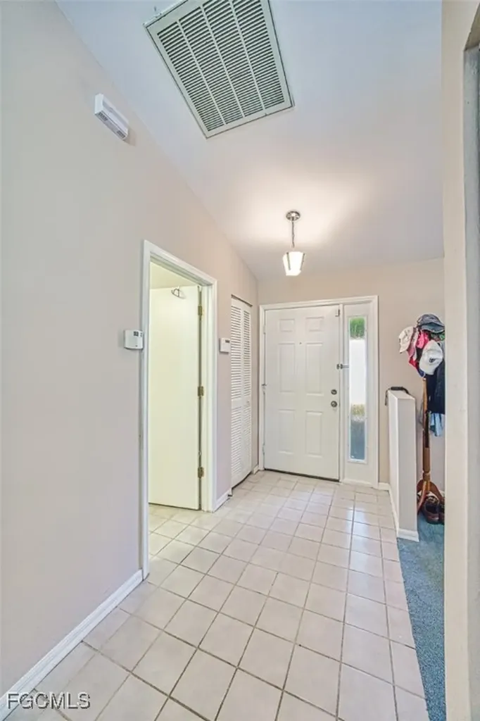 707 SE 9th Place Cape Coral FL 33990
