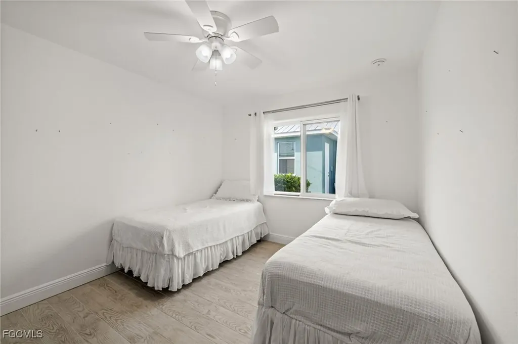 907 NW 38th Place Cape Coral FL 33993