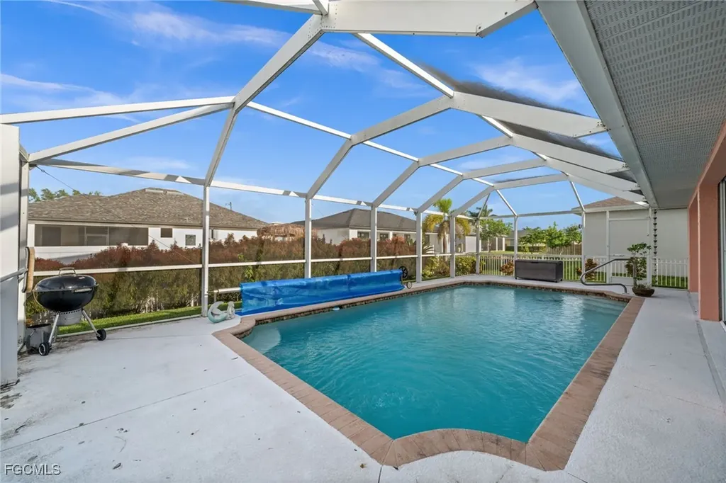 907 NW 38th Place Cape Coral FL 33993