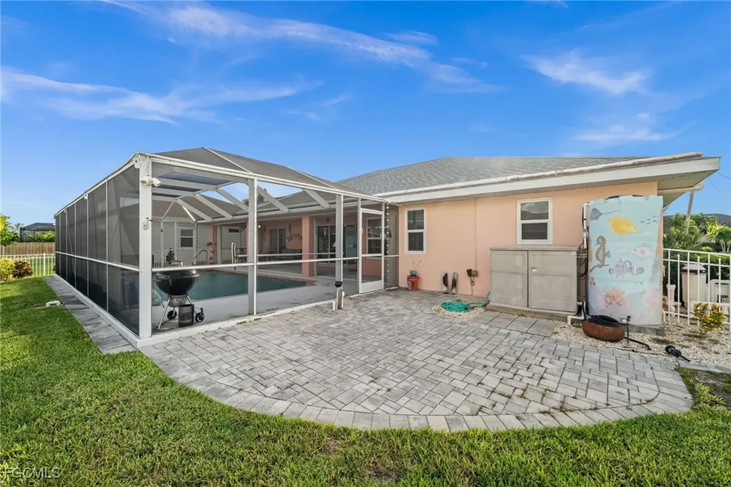 907 NW 38th Place Cape Coral FL 33993