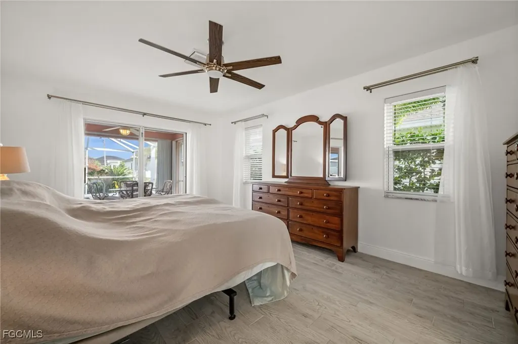 907 NW 38th Place Cape Coral FL 33993