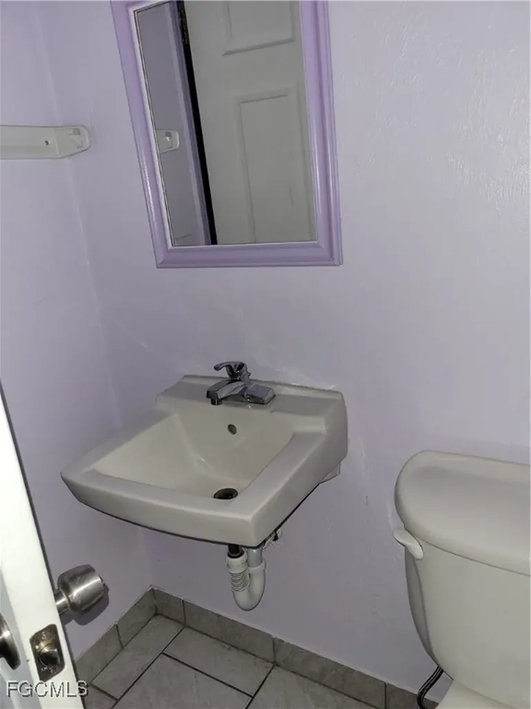 1211 Miramar Street Cape Coral FL 33904