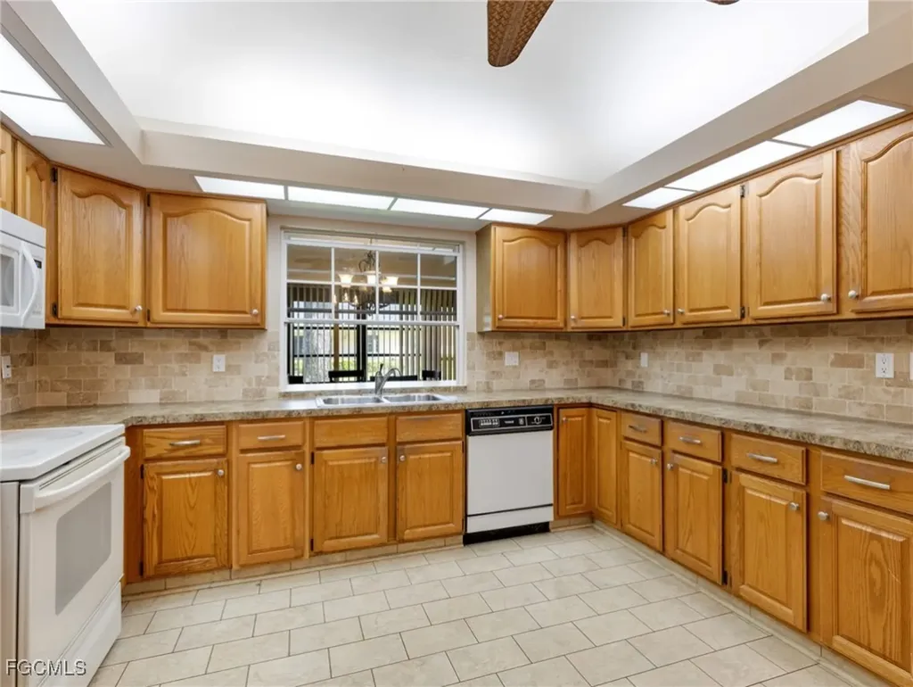 1239 Broadwater Drive Fort Myers FL 33919