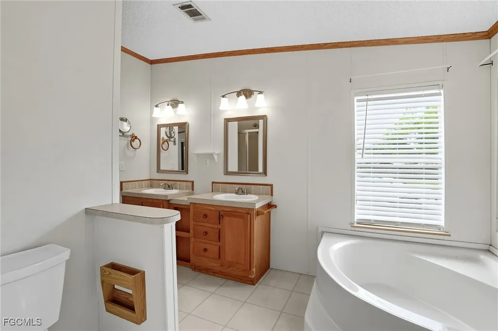 8200 Ebson Drive North Fort Myers FL 33917