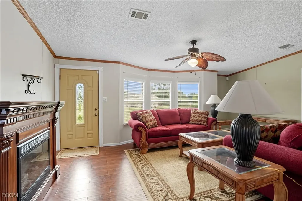 8200 Ebson Drive North Fort Myers FL 33917