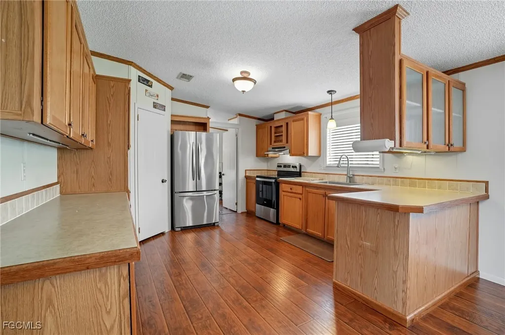 8200 Ebson Drive North Fort Myers FL 33917