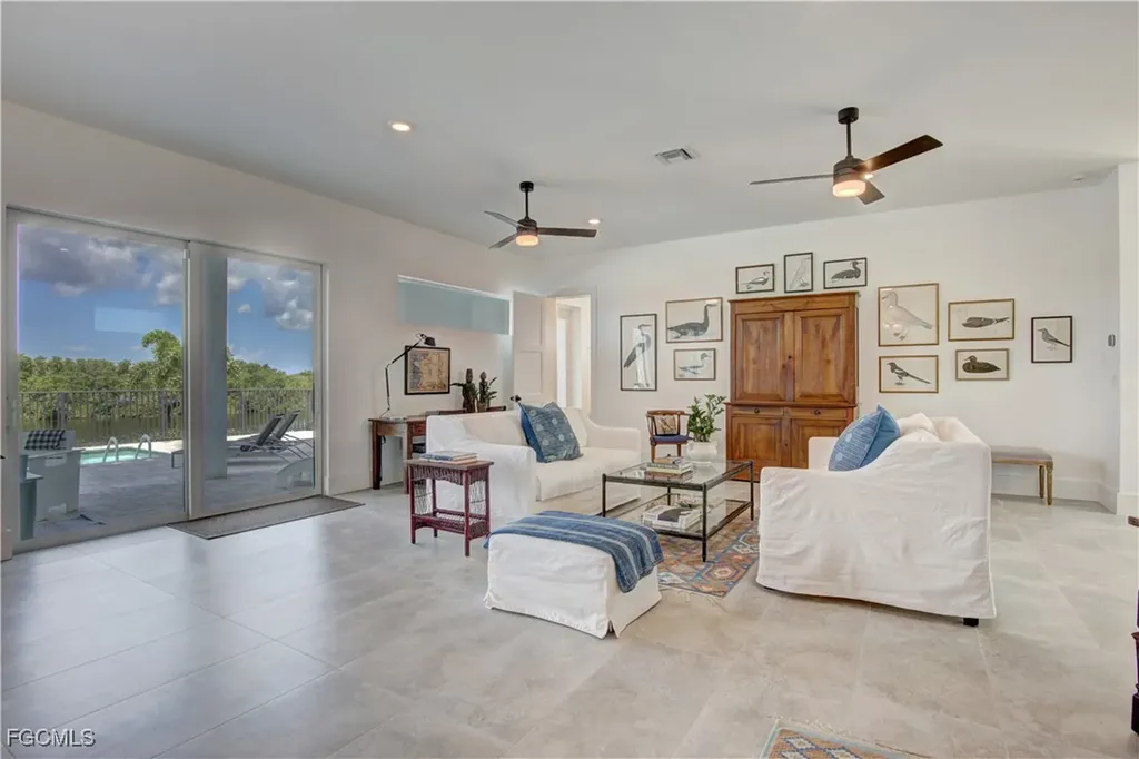 2926 SW 27th Street Cape Coral FL 33914