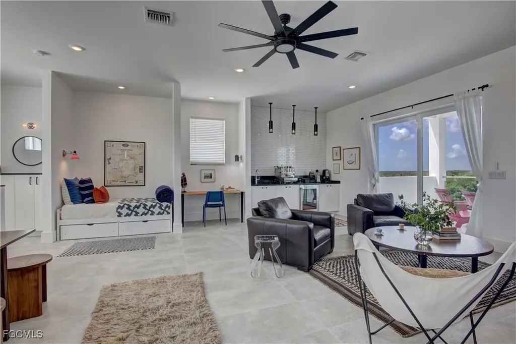 2926 SW 27th Street Cape Coral FL 33914