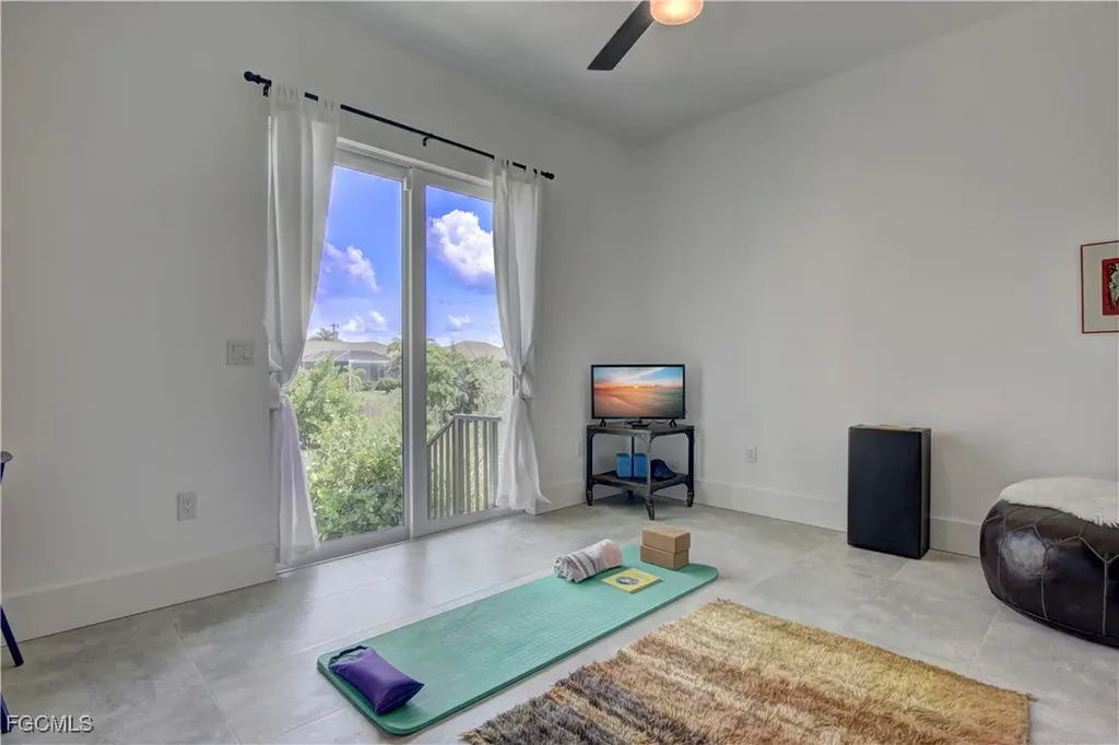 2926 SW 27th Street Cape Coral FL 33914