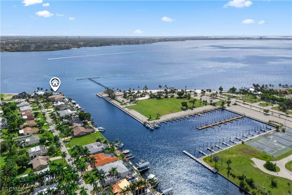 1202 Flamingo Drive Cape Coral FL 33904