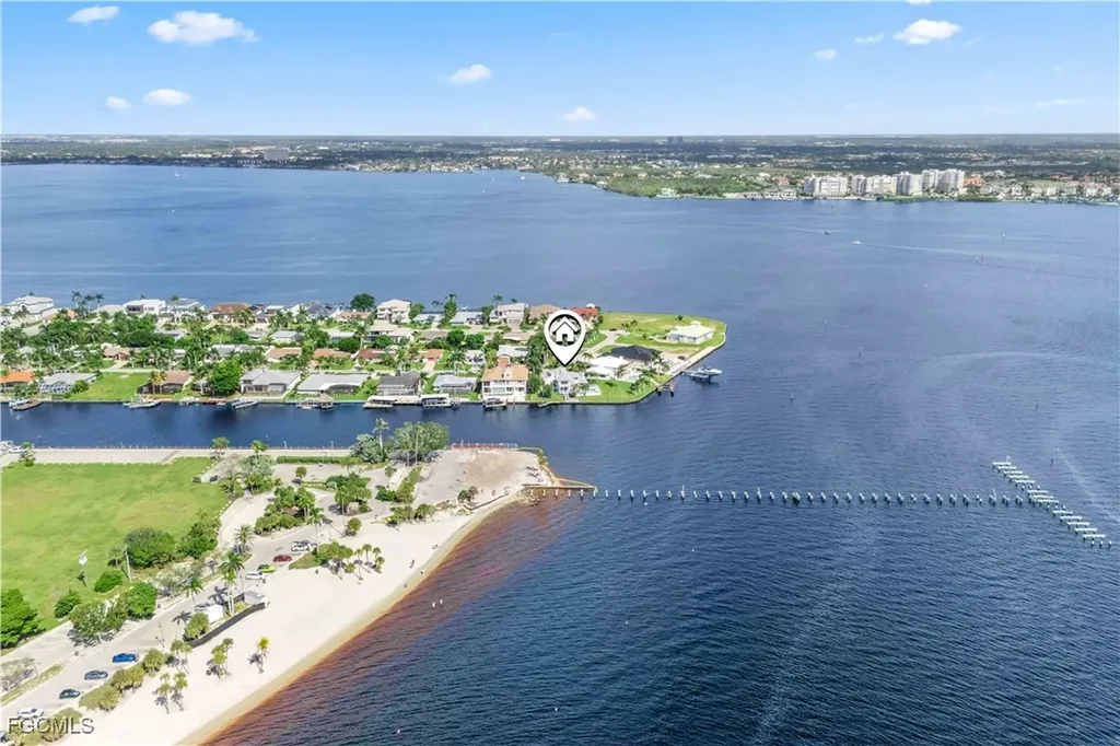 1202 Flamingo Drive Cape Coral FL 33904