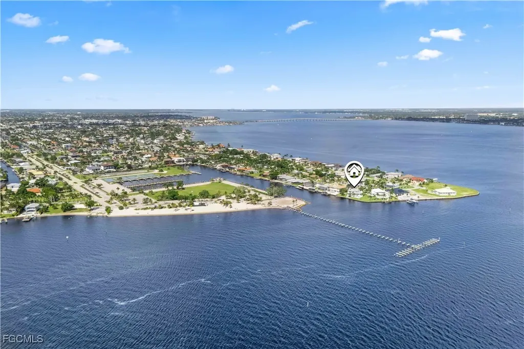 1202 Flamingo Drive Cape Coral FL 33904