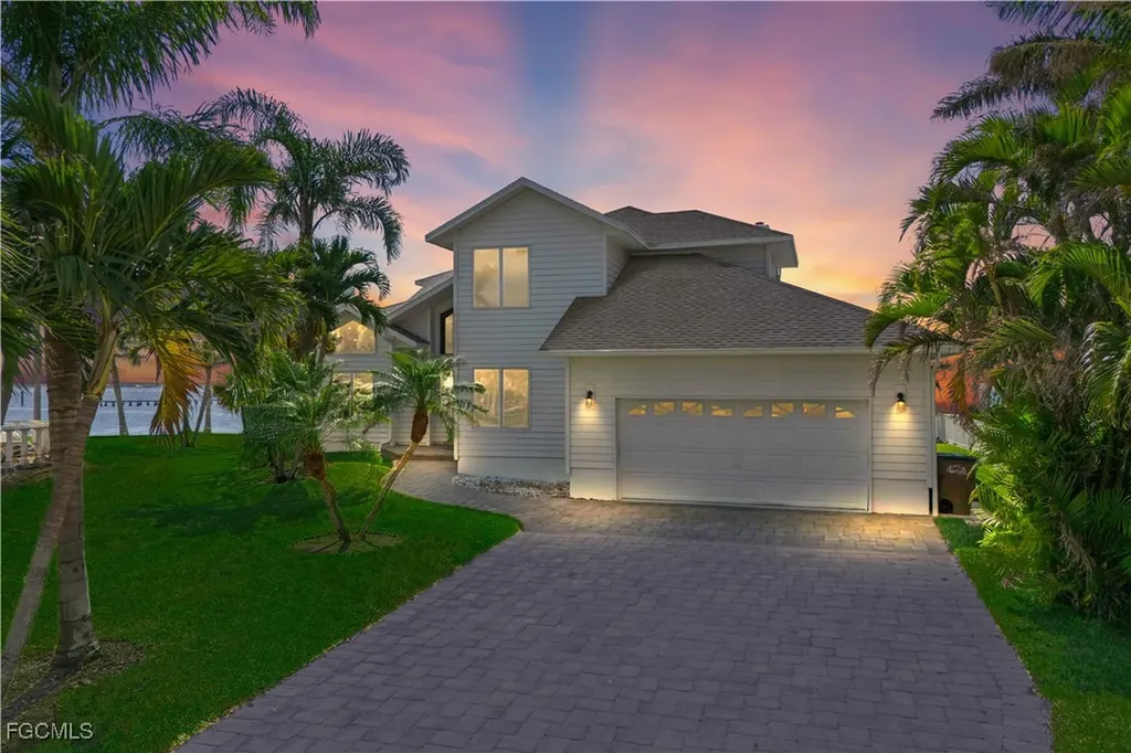 1202 Flamingo Drive Cape Coral FL 33904