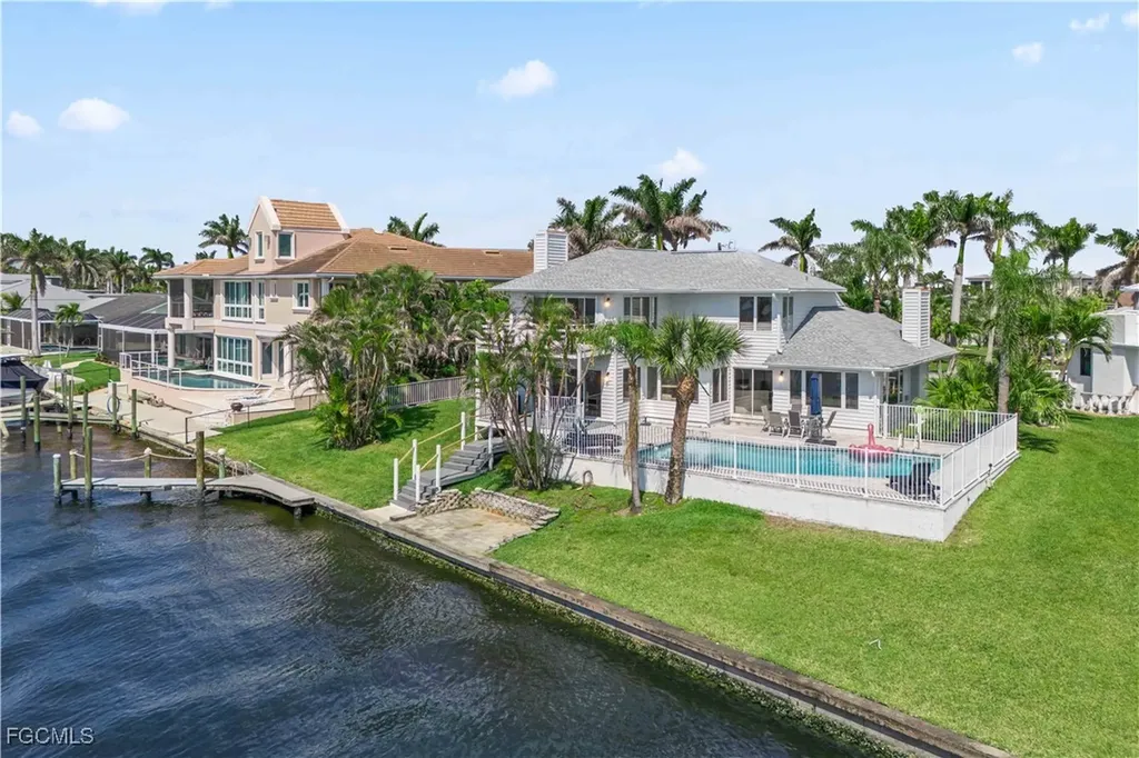 1202 Flamingo Drive Cape Coral FL 33904