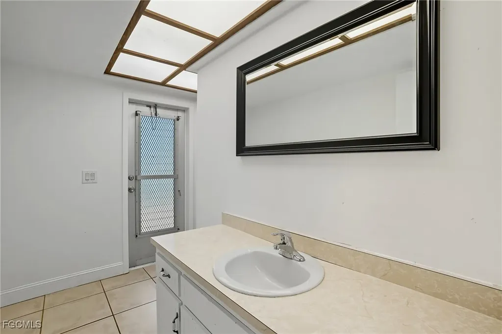 1322 Everest Parkway Cape Coral FL 33904
