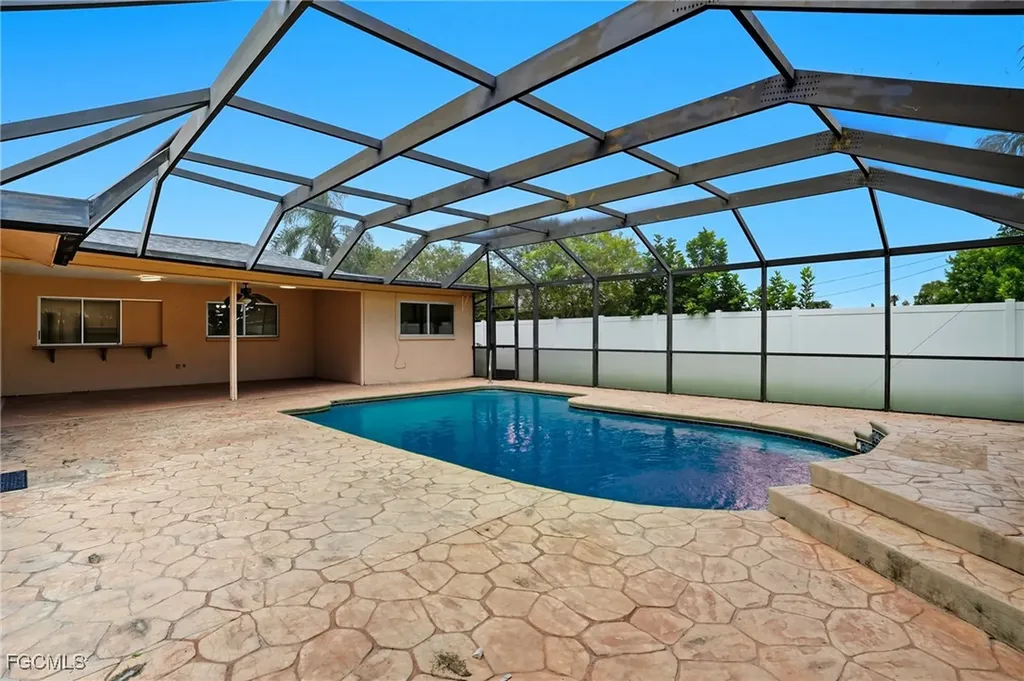 1322 Everest Parkway Cape Coral FL 33904