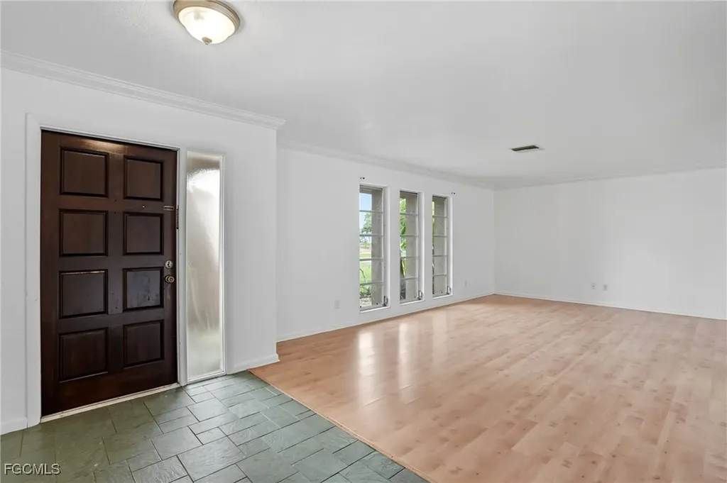 1322 Everest Parkway Cape Coral FL 33904