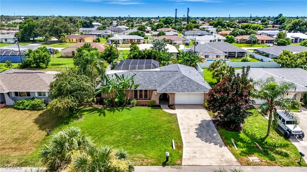 1322 Everest Parkway Cape Coral FL 33904