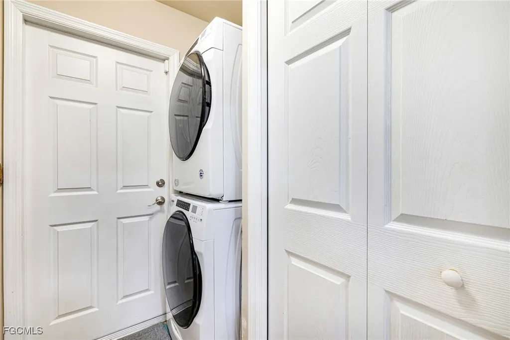 1108 SW 11th Avenue Cape Coral FL 33991