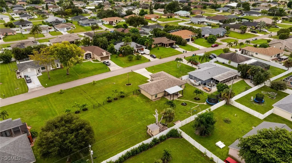 1108 SW 11th Avenue Cape Coral FL 33991