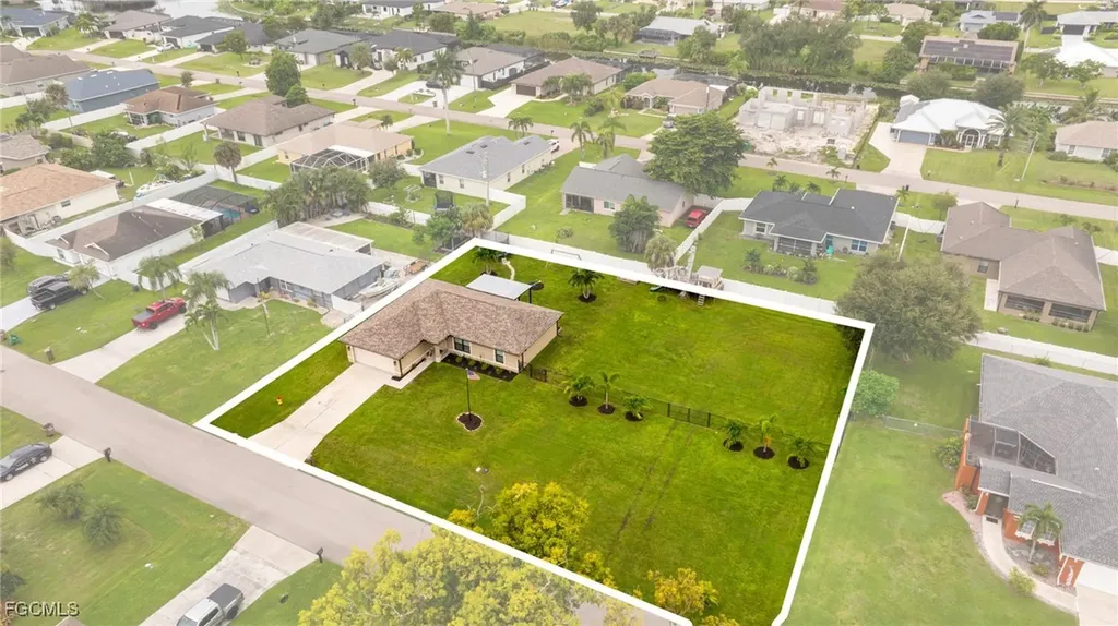 1108 SW 11th Avenue Cape Coral FL 33991