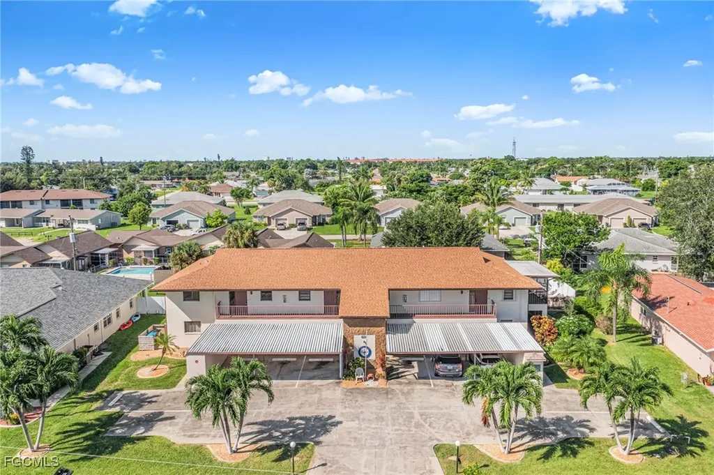 3720 SE 10th Avenue Cape Coral FL 33904