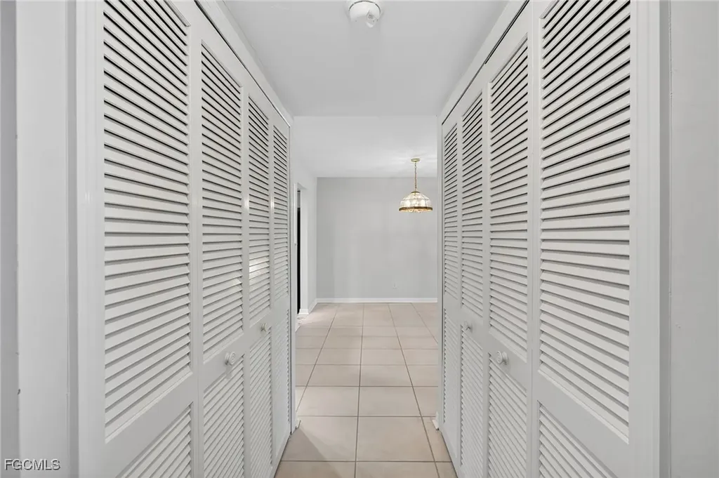 3720 SE 10th Avenue Cape Coral FL 33904