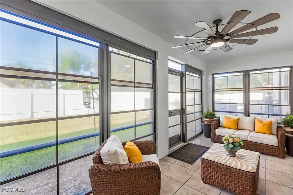 3720 SE 10th Avenue Cape Coral FL 33904