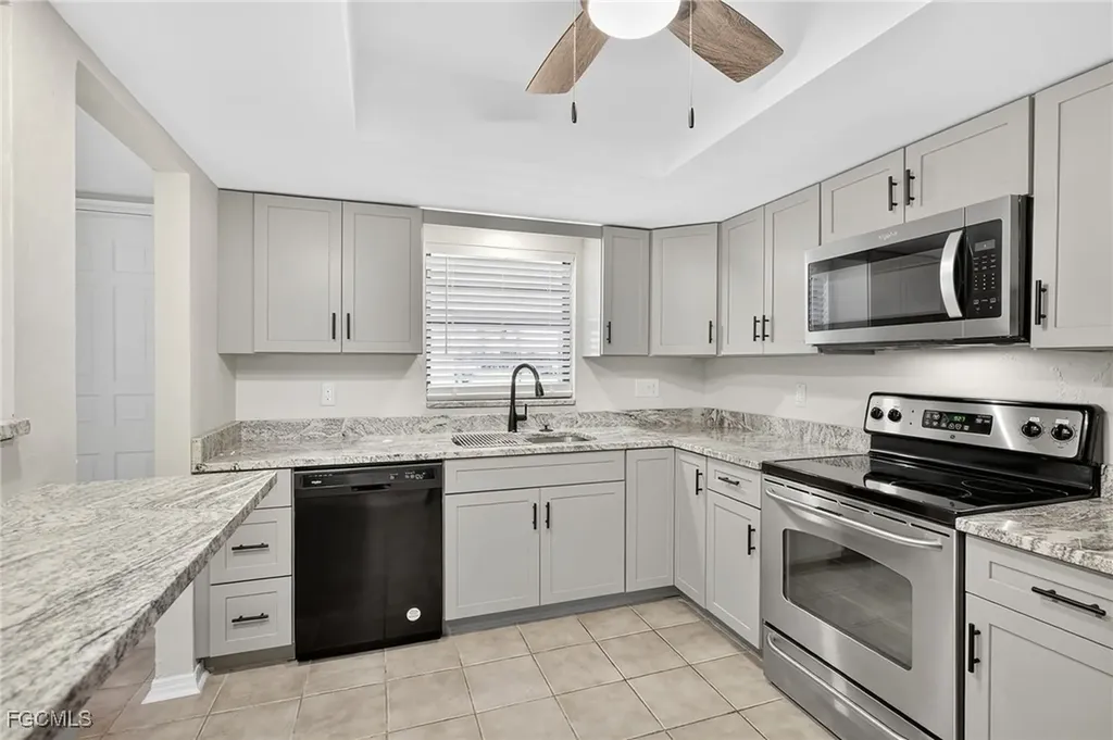 3720 SE 10th Avenue Cape Coral FL 33904