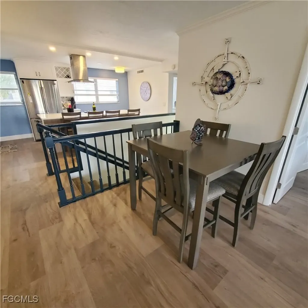 828 Victoria Drive Cape Coral FL 33904