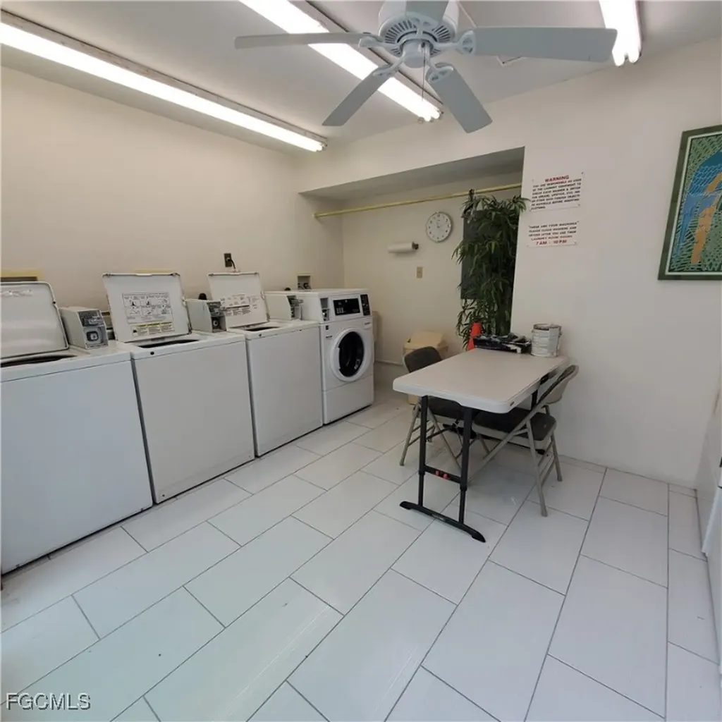 828 Victoria Drive Cape Coral FL 33904
