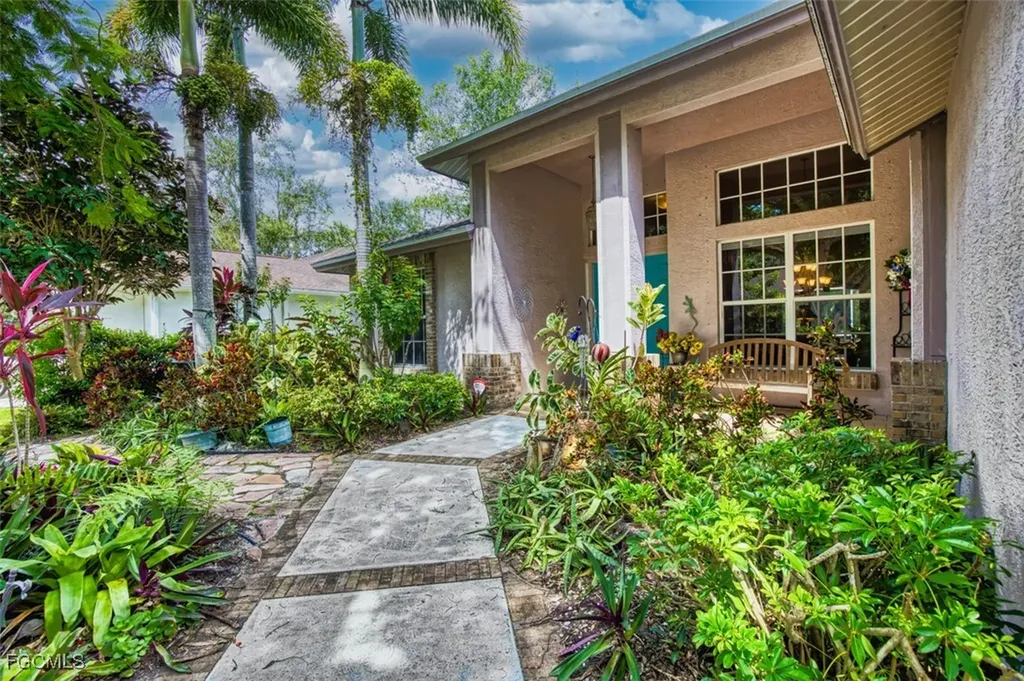 5940 Grey Fox Run Fort Myers FL 33912
