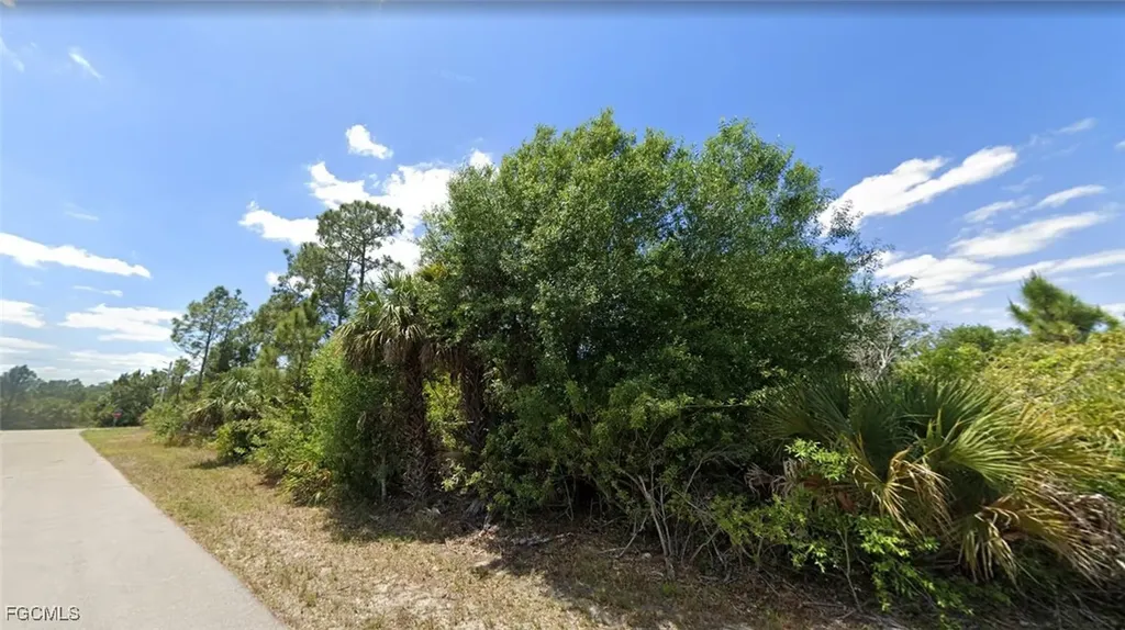 5905 Susan Avenue N Lehigh Acres FL 33971