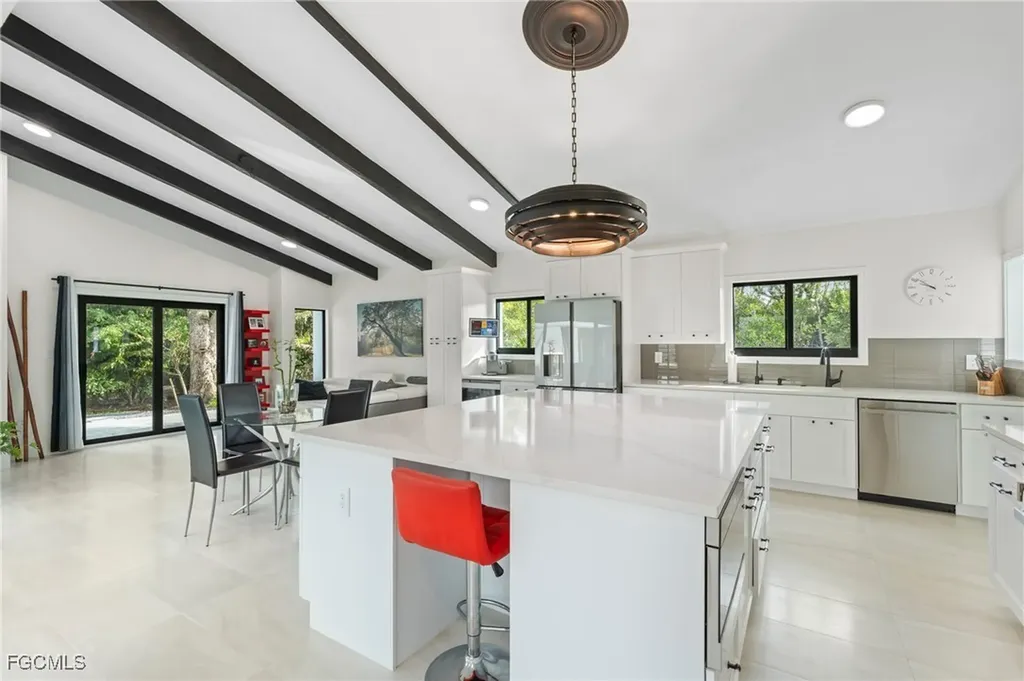 15600 Light Blue Circle Fort Myers FL 33908