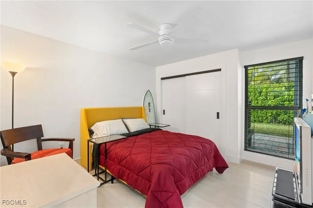 15600 Light Blue Circle Fort Myers FL 33908