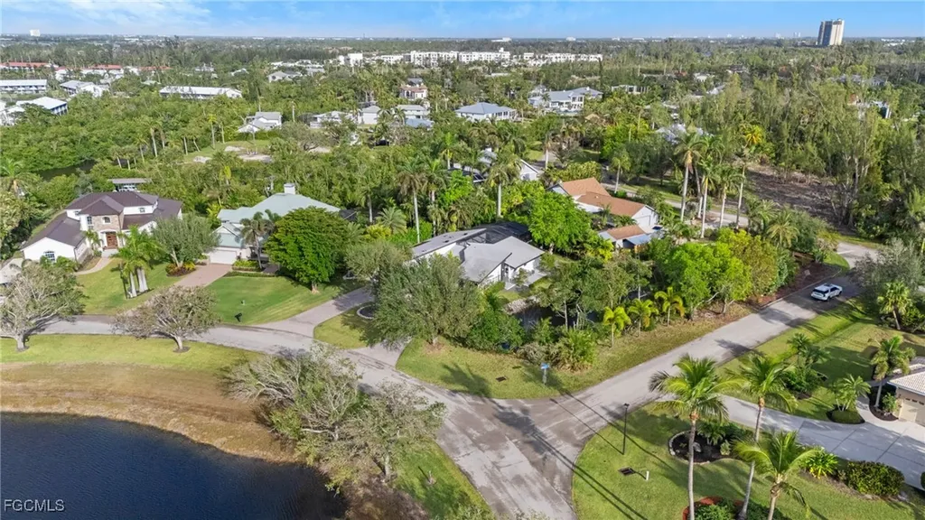 15600 Light Blue Circle Fort Myers FL 33908